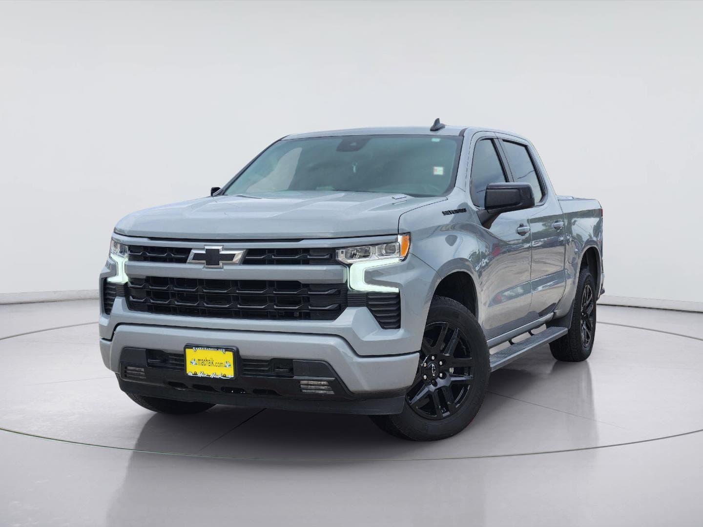 2024 Chevrolet Silverado 1500 RST — photo 1 of 33