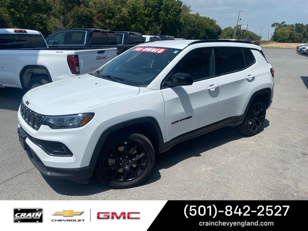 2025 Jeep Compass Latitude — photo 1 of 60