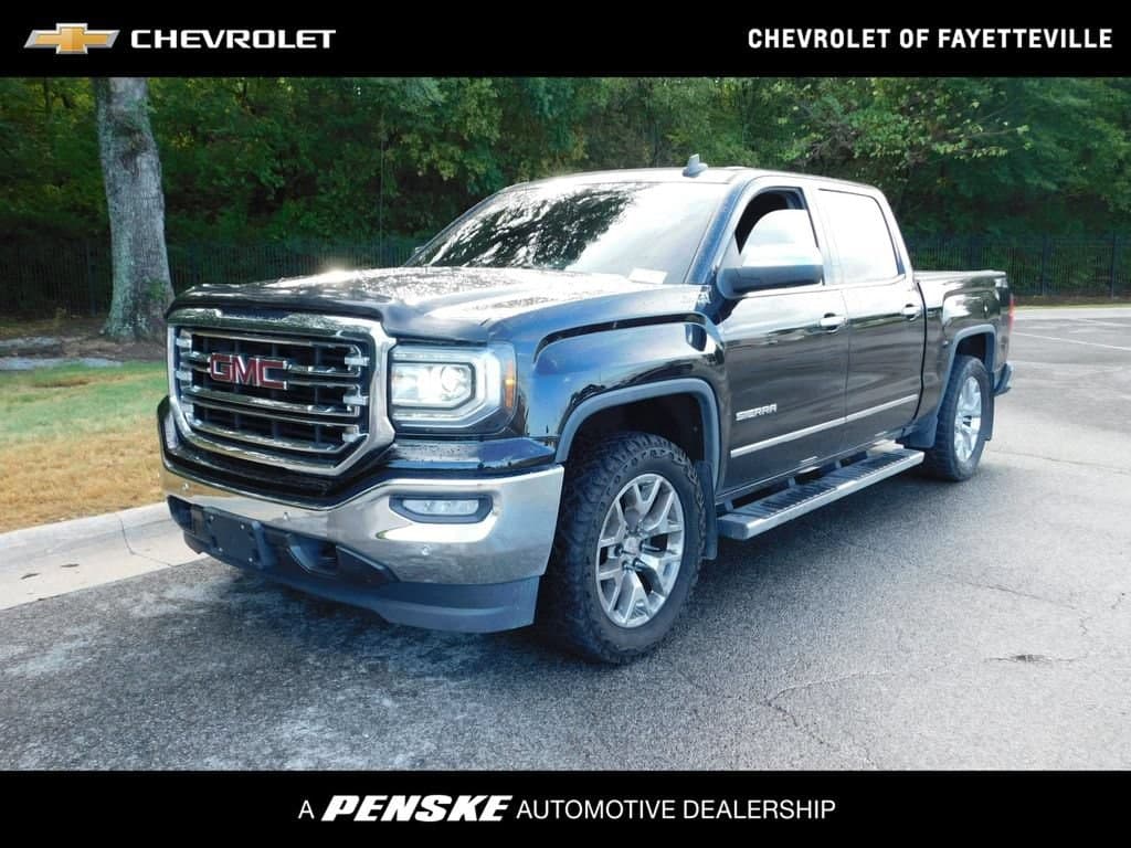2017 GMC Sierra 1500 SLT — photo 1 of 12