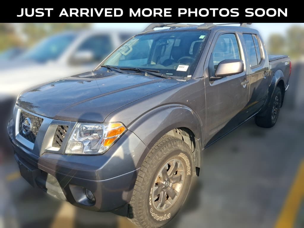 2021 Nissan Frontier PRO-4X — photo 1 of 14