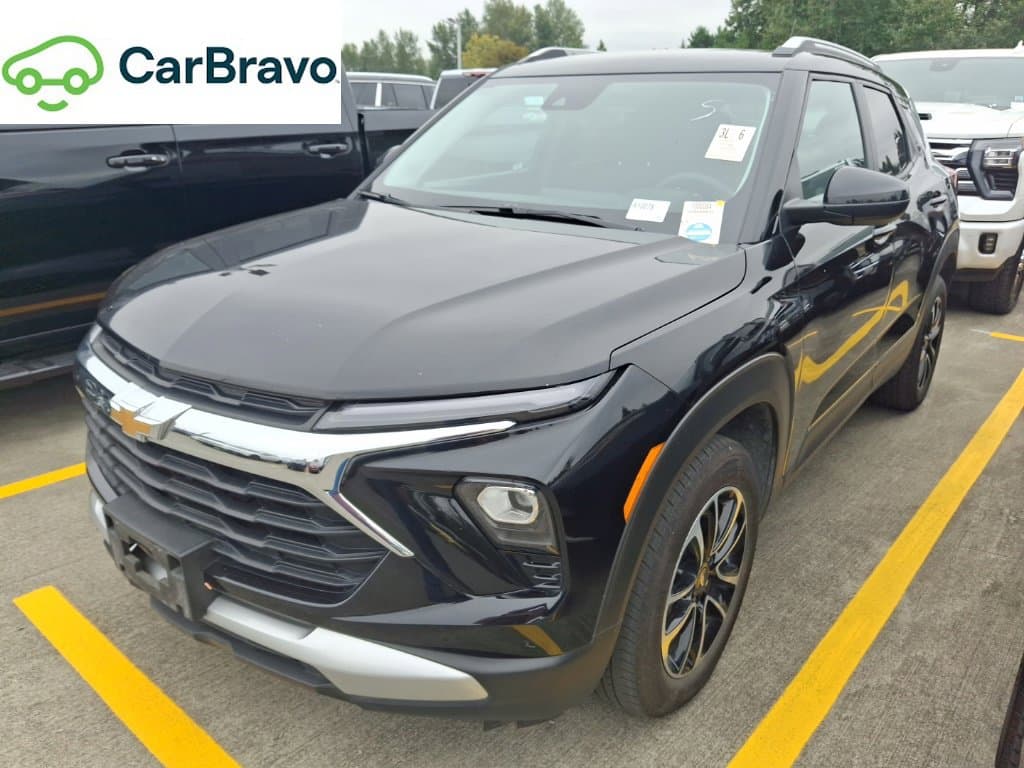 2025 Chevrolet Trailblazer LT — photo 1 of 15