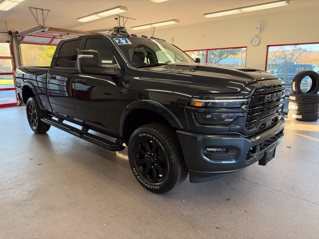 2027 RAM 2500 Laramie — photo 1 of 44