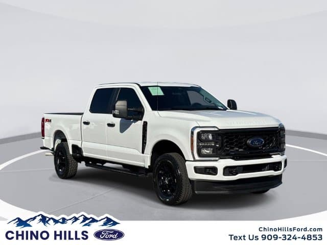 2026 Ford Super Duty F-250 SRW Base — photo 1 of 39