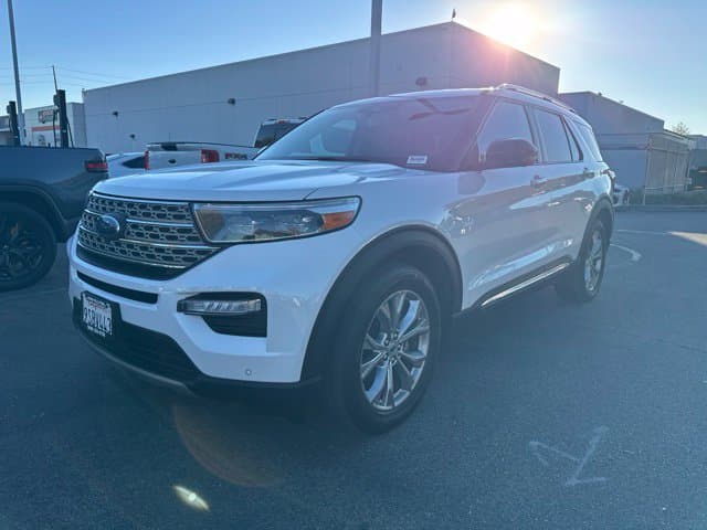 2023 Ford Explorer Limited — photo 1 of 10
