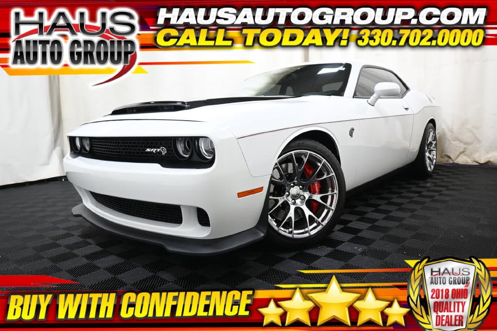 2016 Dodge Challenger SRT Hellcat — photo 1 of 40