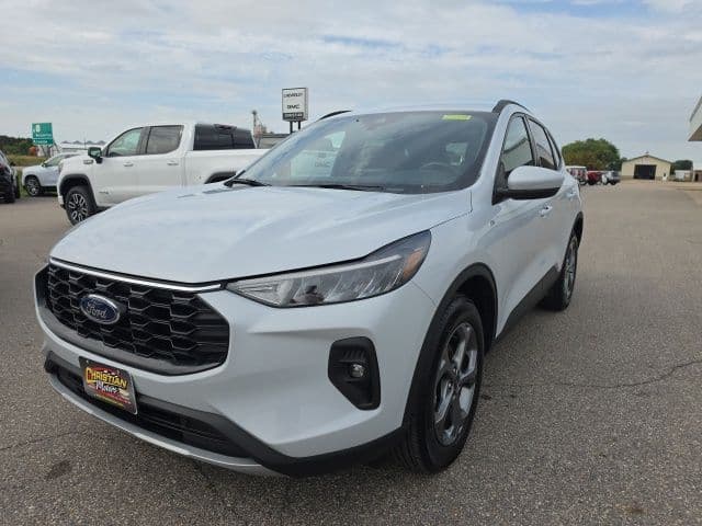2025 Ford Escape ST-Line Select — photo 1 of 23