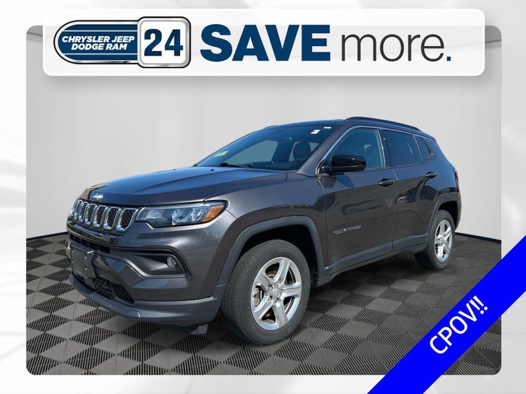 2023 Jeep Compass Latitude — photo 1 of 32