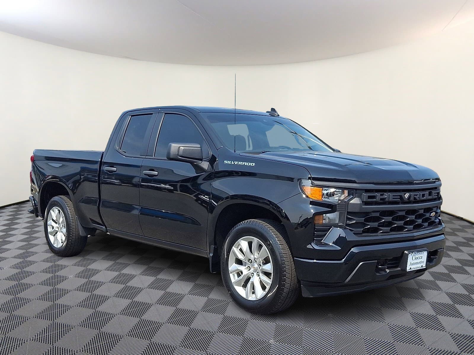 Foto de 2024 Chevrolet Silverado 1500 Custom