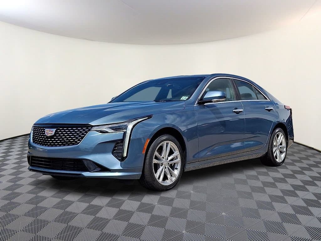 2023 Cadillac CT4 Luxury — photo 1 of 32