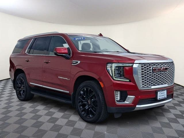 2022 GMC Yukon Denali — photo 1 of 36