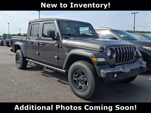 2021 Jeep Gladiator Sport — photo 1 of 10