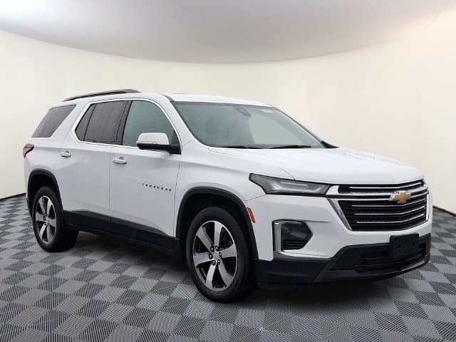 2023 Chevrolet Traverse LT Leather — photo 1 of 31