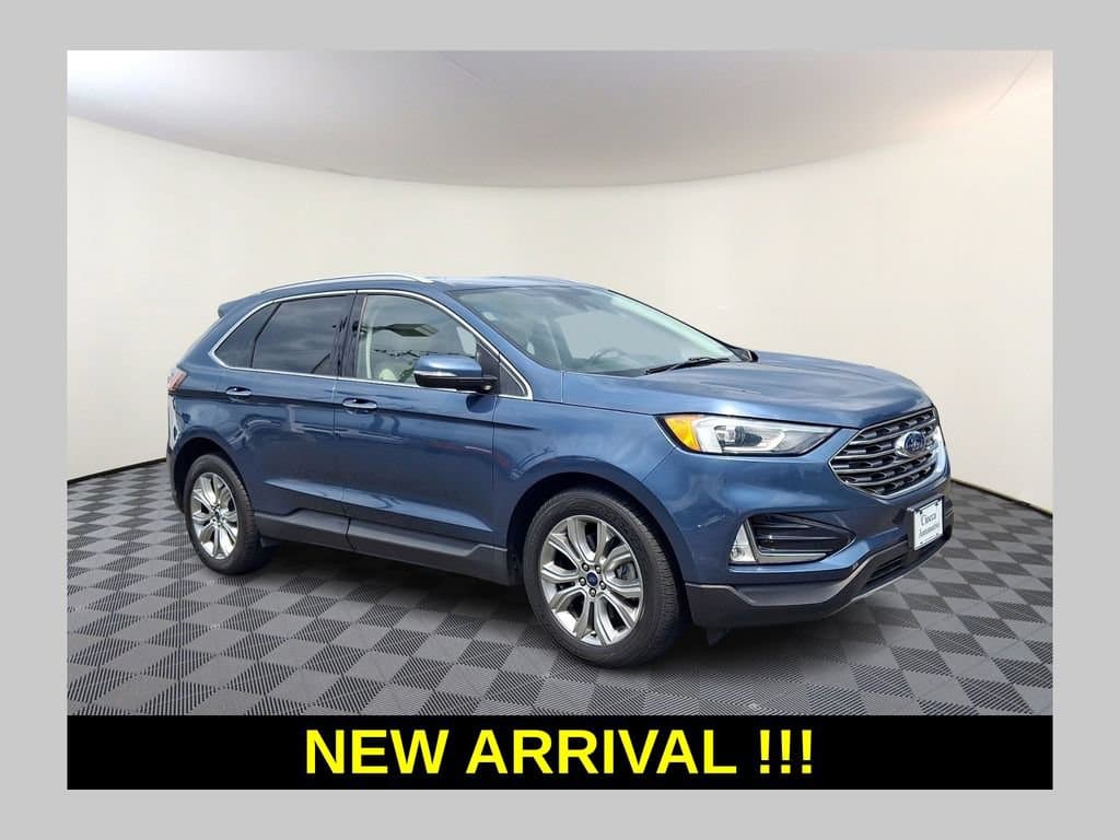 2019 Ford Edge Titanium — photo 1 of 31