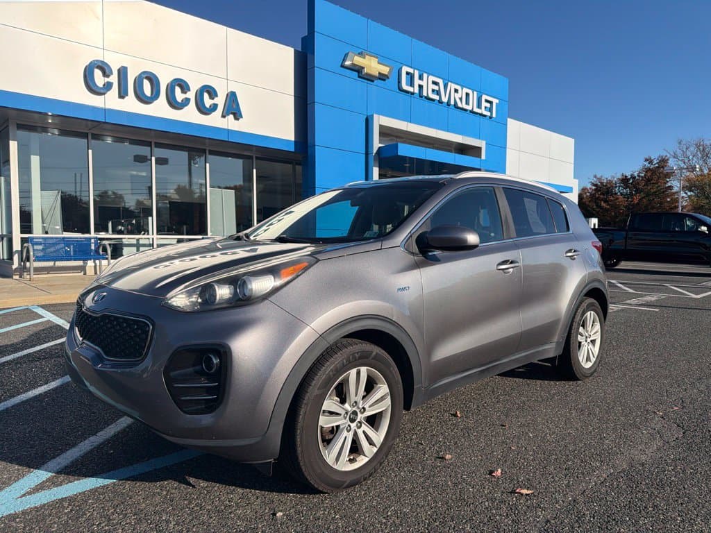 2017 Kia Sportage LX — photo 1 of 7