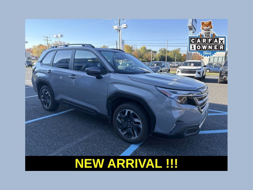 2025 Subaru Forester Limited Hybrid — photo 1 of 6