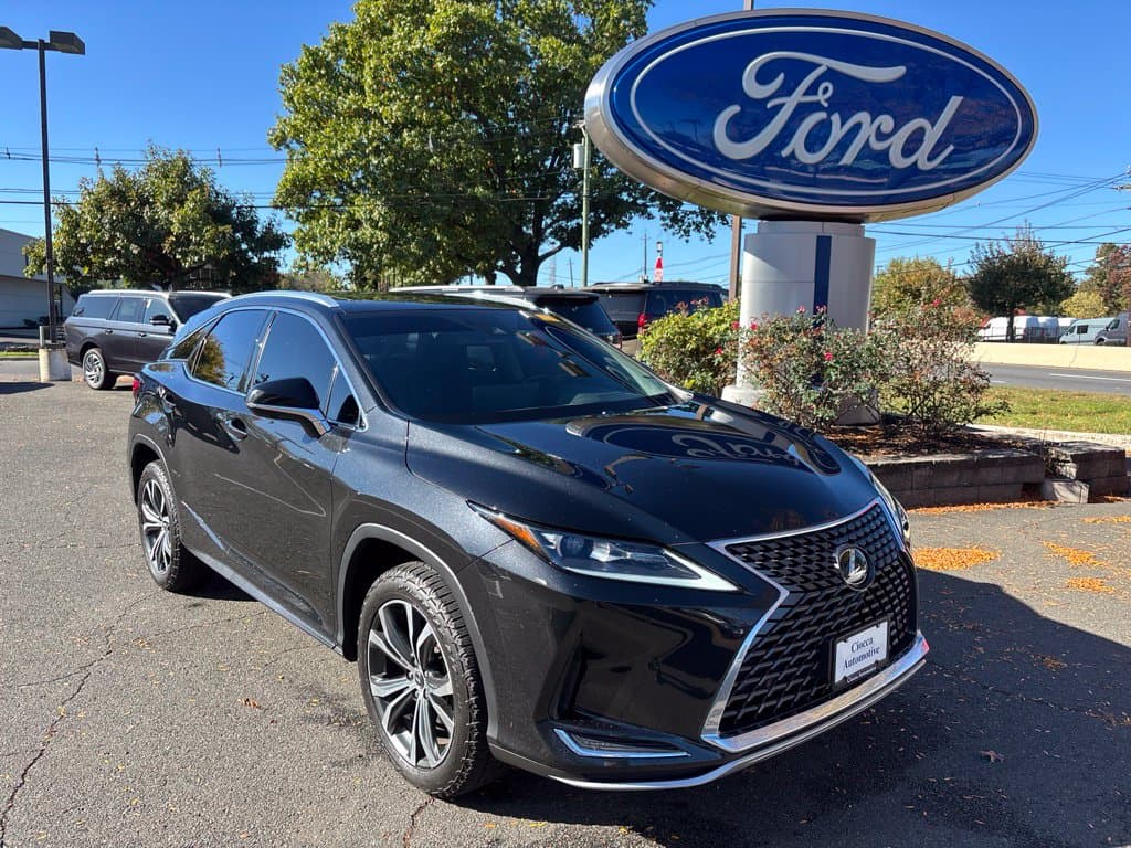 2022 Lexus RX Base — photo 1 of 18