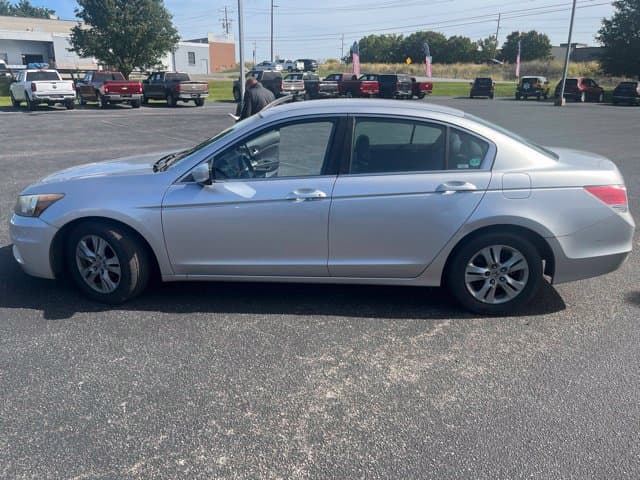 2011 Honda Accord Sdn SE — photo 1 of 2