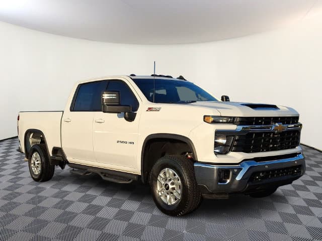 2025 Chevrolet Silverado 2500HD LT — photo 1 of 32