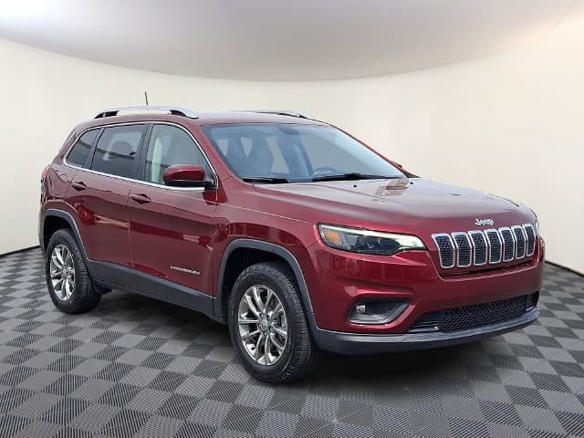 2020 Jeep Cherokee Latitude Plus — photo 1 of 47