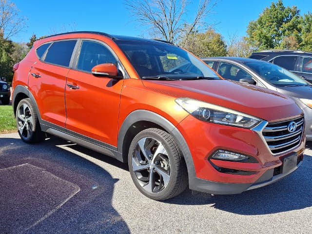 2016 Hyundai Tucson Limited — photo 1 of 9
