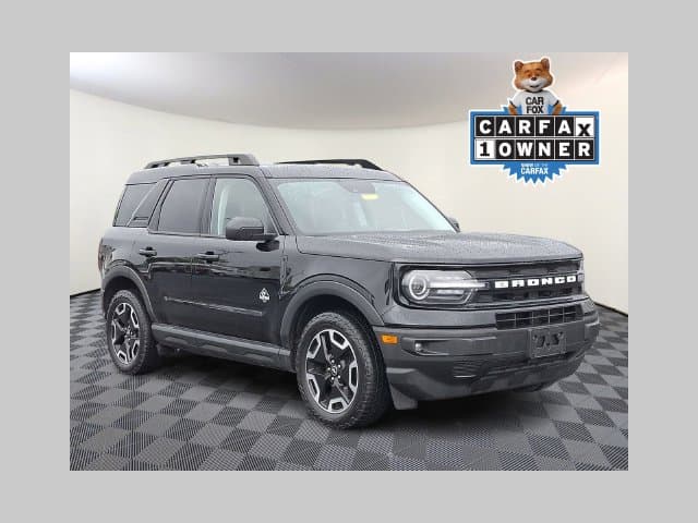 2022 Ford Bronco Sport Outer Banks — photo 1 of 30