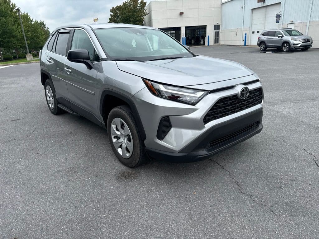 2025 Toyota RAV4 LE — photo 1 of 5