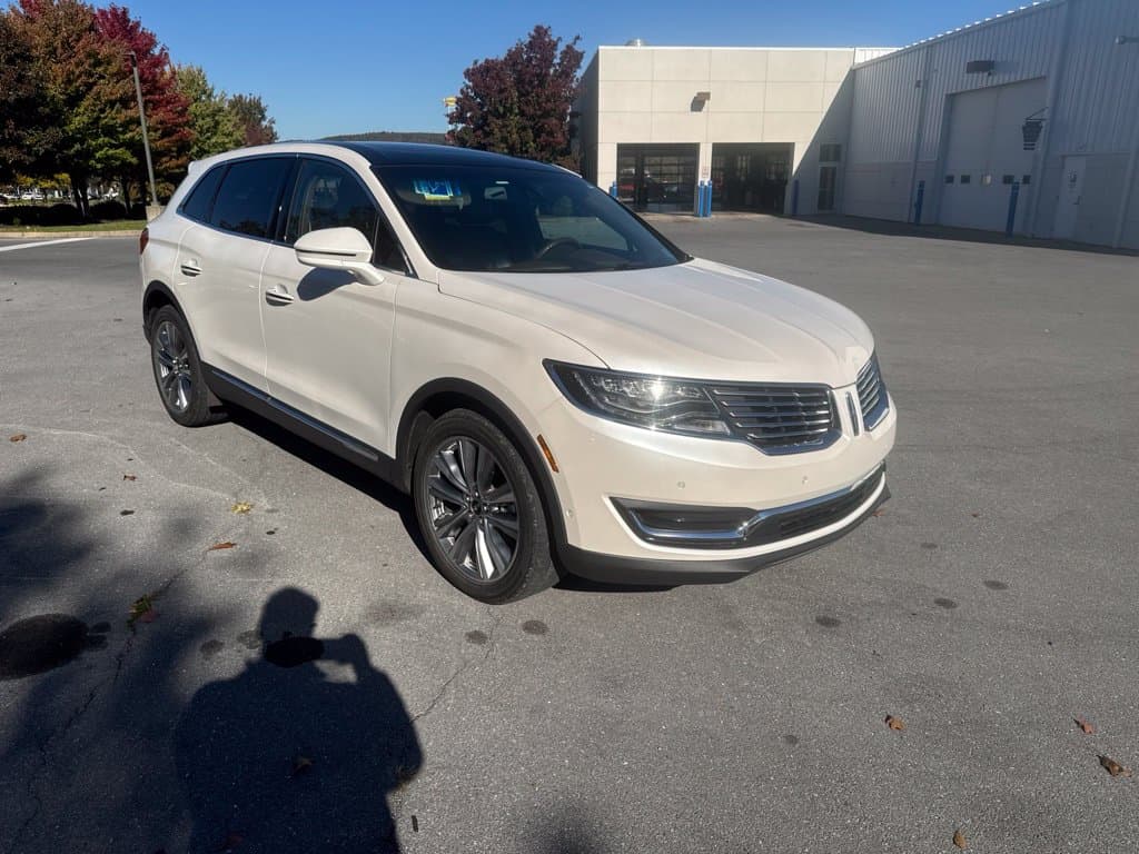 2016 Lincoln MKX Reserve — photo 1 of 5
