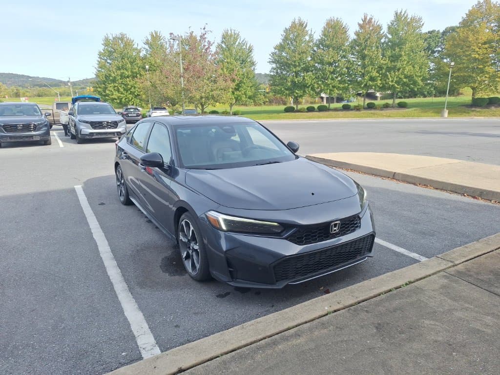 2025 Honda Civic Sedan Hybrid Sport — photo 1 of 5