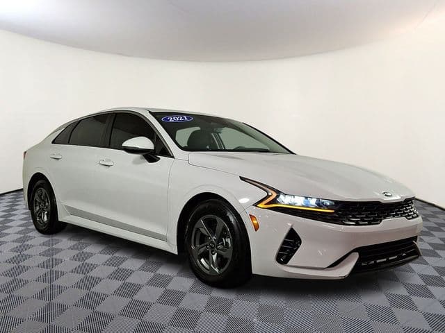 2021 Kia K5 LXS — photo 1 of 32
