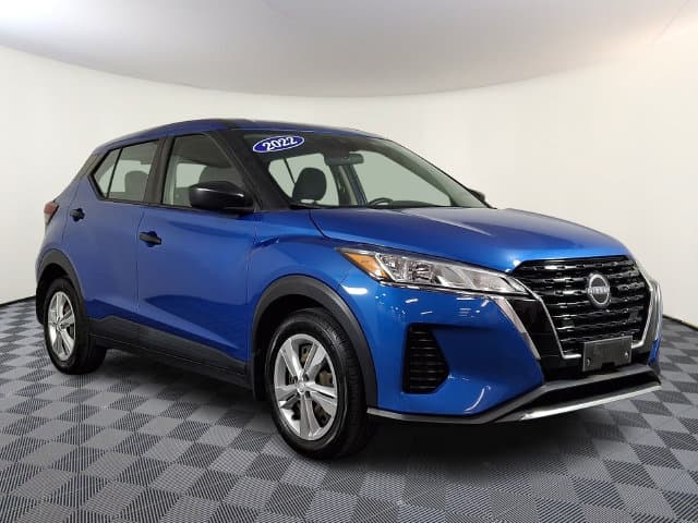 2022 Nissan Kicks S — photo 1 of 30