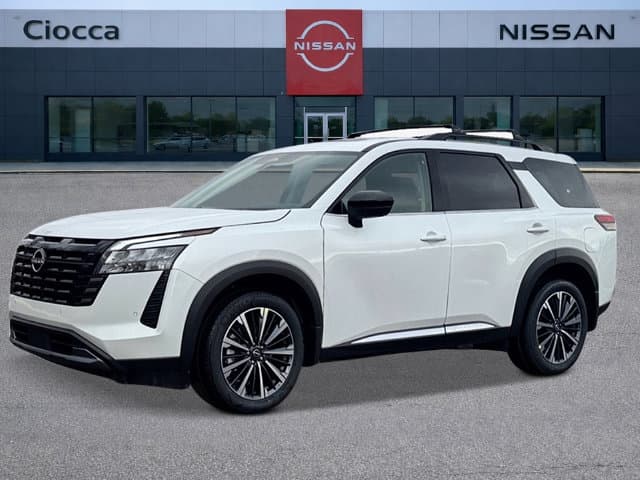 2026 Nissan Pathfinder Platinum — photo 1 of 26