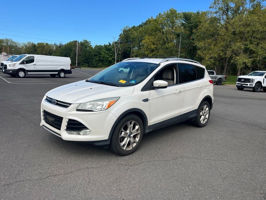 2014 Ford Escape Titanium — photo 1 of 9