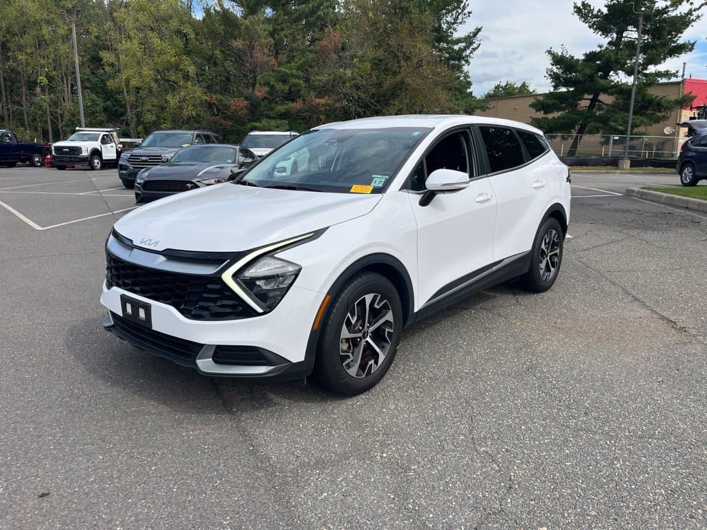 2023 Kia Sportage EX — photo 1 of 10