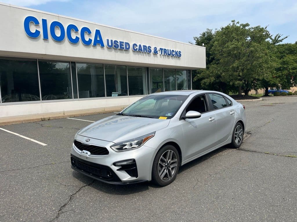 2019 Kia Forte S — photo 1 of 10