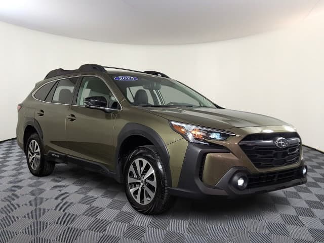 2025 Subaru Outback Premium — photo 1 of 30
