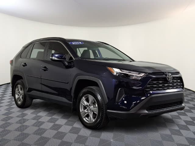 2024 Toyota RAV4 XLE — photo 1 of 32