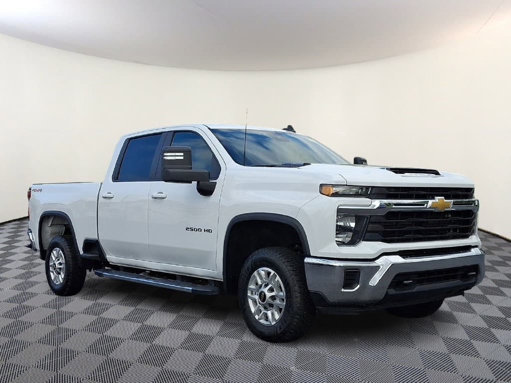 2024 Chevrolet Silverado 2500HD LT — photo 1 of 30