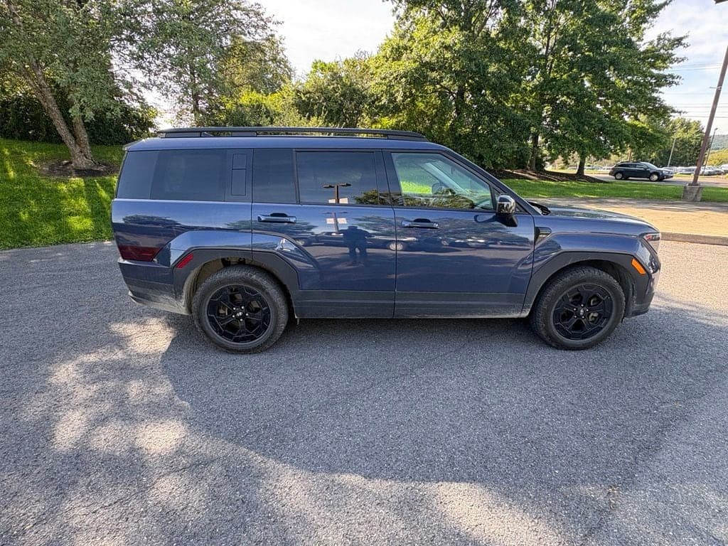 2025 Hyundai Santa Fe XRT — photo 1 of 4