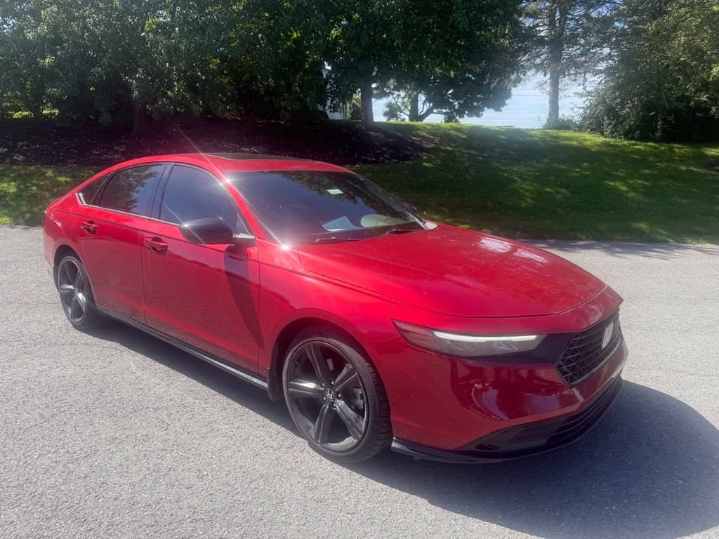 2024 Honda Accord Hybrid Sport-L — photo 1 of 2