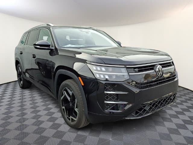 2027 Volkswagen Atlas SEL R-Line — photo 1 of 4