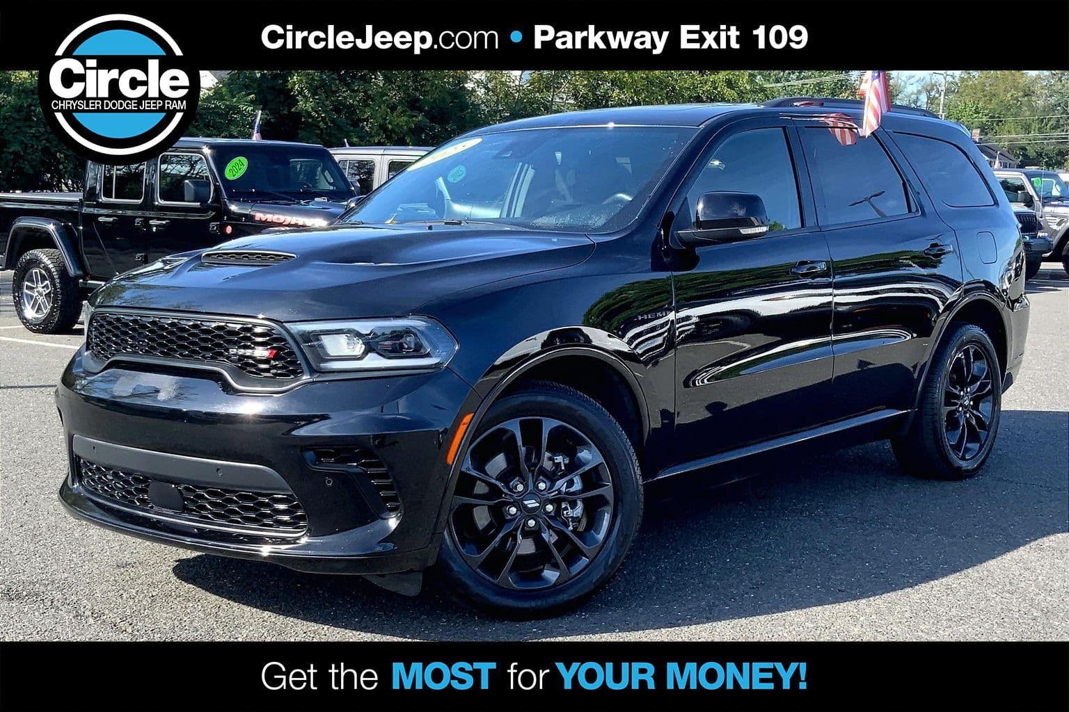 2025 Dodge Durango R/T — photo 1 of 33