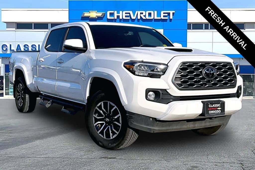 2023 Toyota Tacoma 4WD SR5 — photo 1 of 37