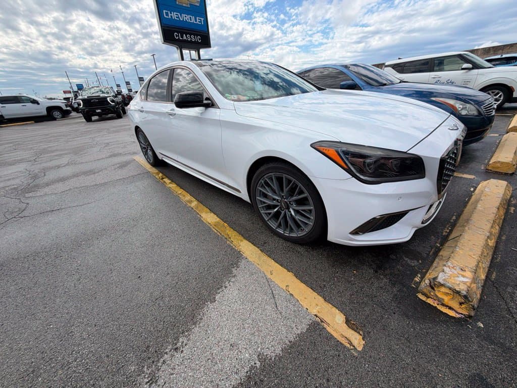 2018 Genesis G80 3.3T Sport — photo 1 of 16