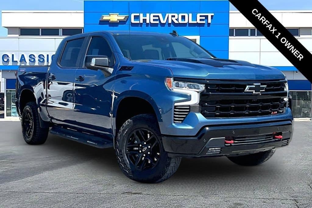 2024 Chevrolet Silverado 1500 LT Trail Boss — photo 1 of 35