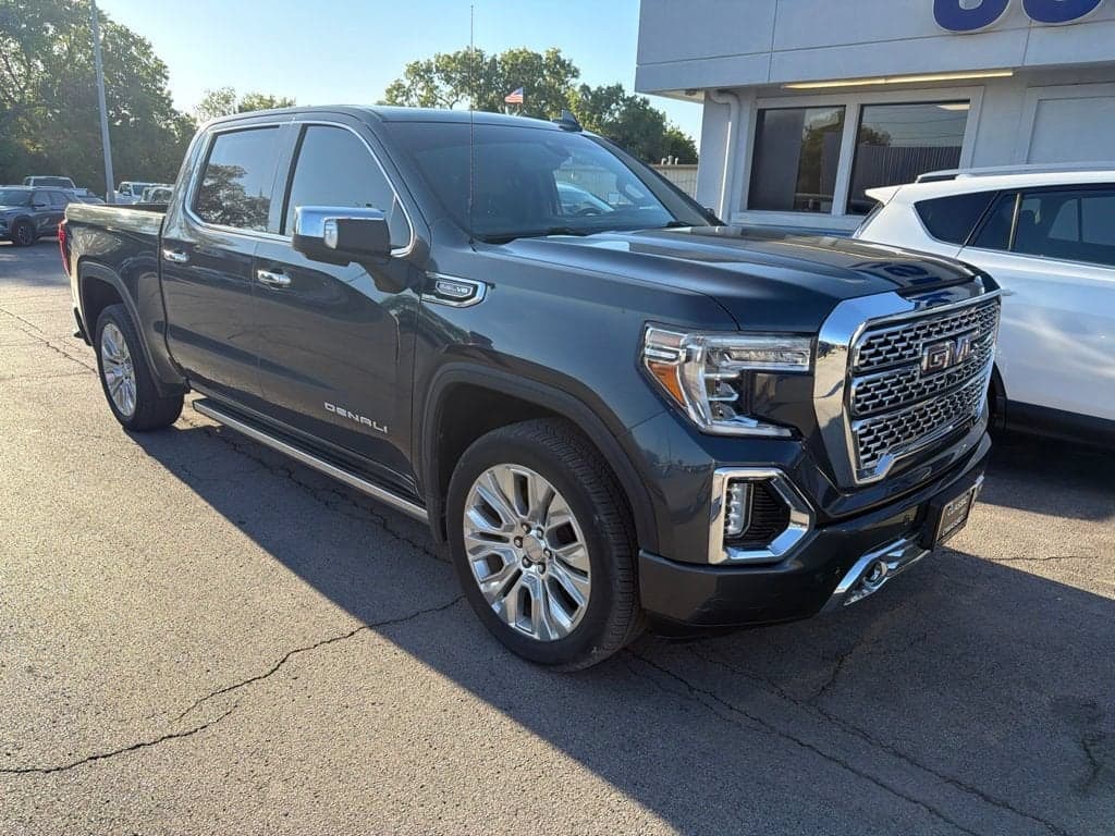 2020 GMC Sierra 1500 Denali — photo 1 of 10