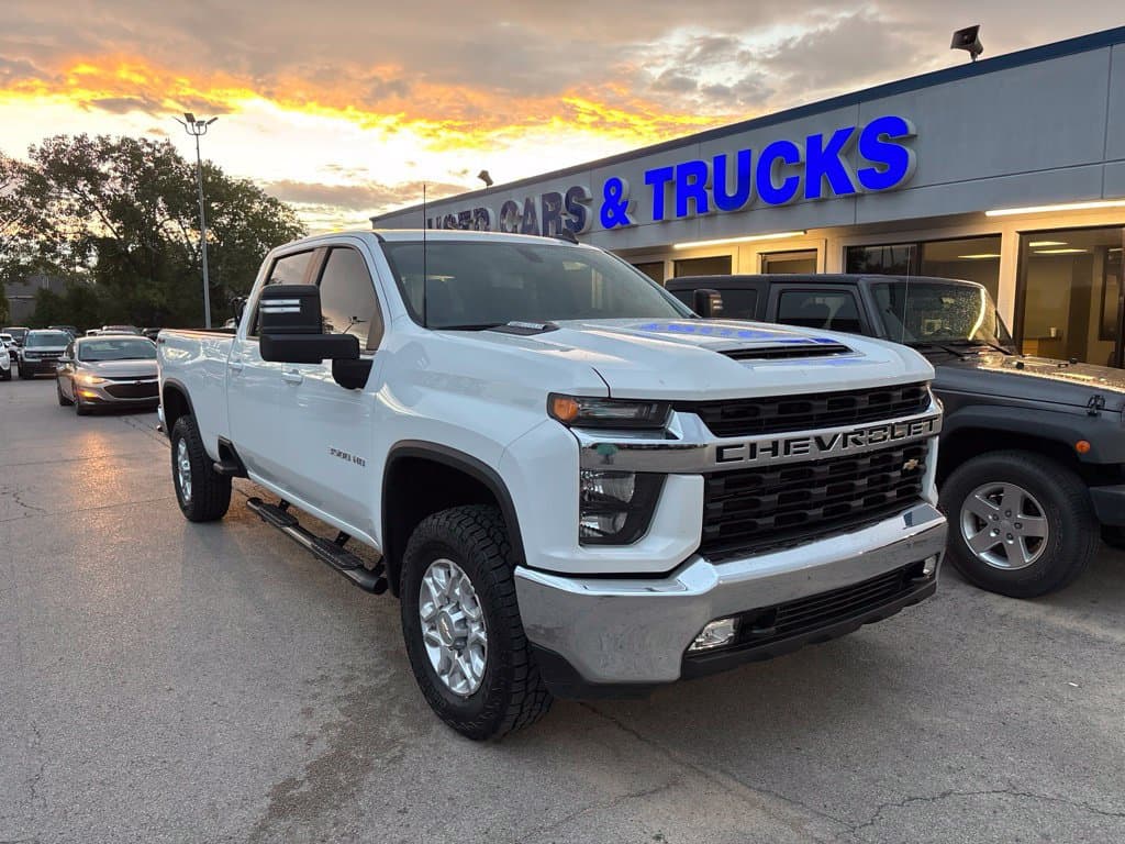 2023 Chevrolet Silverado 3500HD LT — photo 1 of 15