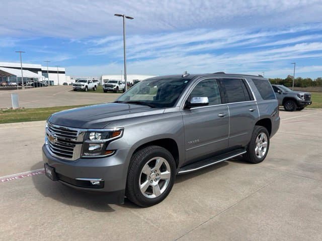 2020 Chevrolet Tahoe Premier — photo 1 of 12