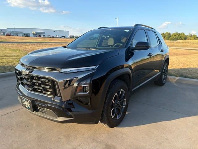 2026 Chevrolet Equinox AWD ACTIV — photo 1 of 14