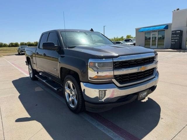 2016 Chevrolet Silverado 1500 LT w/1LT — photo 1 of 15