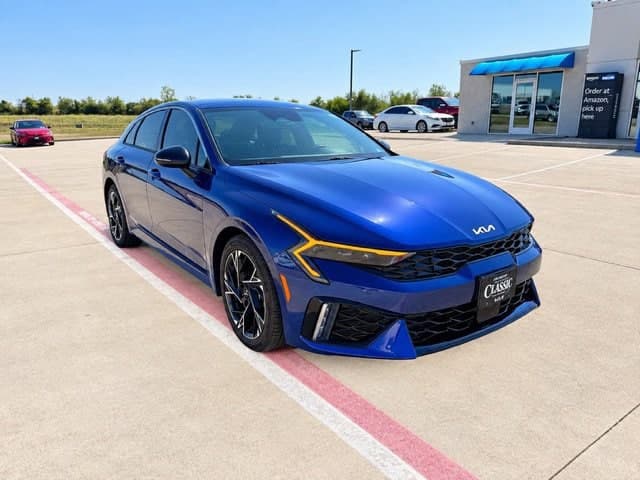 2025 Kia K5 GT-Line — photo 1 of 15